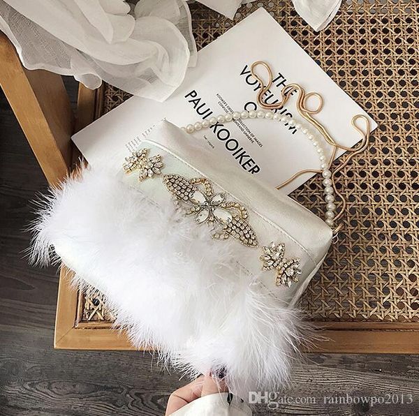 factory wholesale women handbag sweet and lovely pearl decorative fur bag new fire feather chain bag diamond fur dinner bag, Black;red
factory wholesale women handbag sweet and lovely pearl decorative fur bag new fire feather chain bag diamond fur dinner bag, Black;red