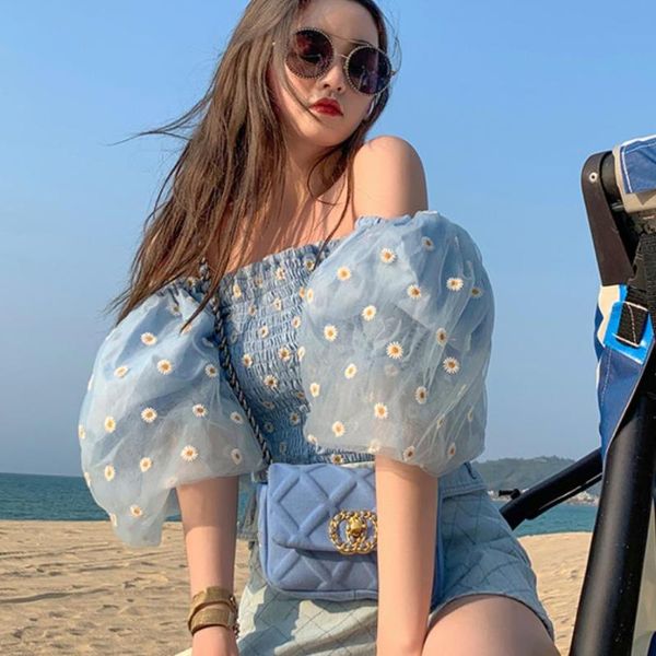 flower vintage print women's shirt off shoulder slash neck lantern short sleeve ruffle shirts blouse female 2020 summer new, White
flower vintage print women's shirt off shoulder slash neck lantern short sleeve ruffle shirts blouse female 2020 summer new, White
