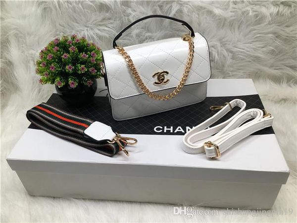 2019 clutch bag ladies leather Luxurys handbag female bag designers ladies shoulder bag to send portable rope
2019 clutch bag ladies leather Luxurys handbag female bag designers ladies shoulder bag to send portable rope