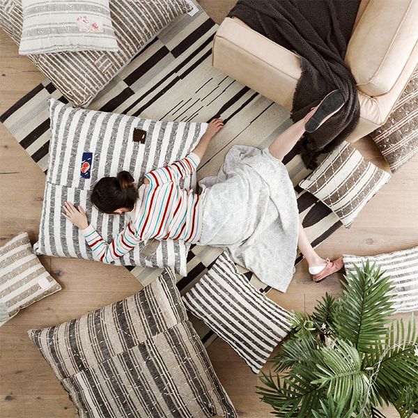 vision taste turkey plain colour manual wool weave pillow continuous system model house cushiongc193kilimyg40
vision taste turkey plain colour manual wool weave pillow continuous system model house cushiongc193kilimyg40