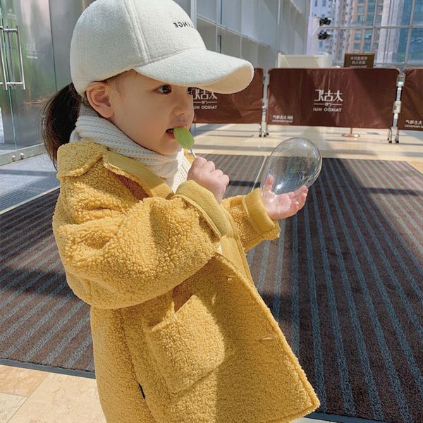 kids brand coat girls luxury outwear children solid color oat british style medium long coat new fashion style 2019 autumn good quality, Blue;gray
kids brand coat girls luxury outwear children solid color oat british style medium long coat new fashion style 2019 autumn good quality, Blue;gray