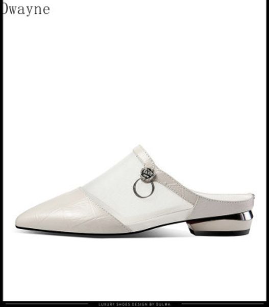 low-heeled pointed single shoes women's fashion 2020 new wild flat-bottom breathable women's slippers casual soft-soled shoes, Black
low-heeled pointed single shoes women's fashion 2020 new wild flat-bottom breathable women's slippers casual soft-soled shoes, Black