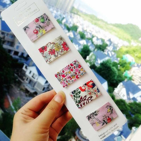 4sets/lot plaid pink heart bb hair clips kids modish girls glitter kids cute mini star hair barrette princess headwear, Slivery;white
4sets/lot plaid pink heart bb hair clips kids modish girls glitter kids cute mini star hair barrette princess headwear, Slivery;white