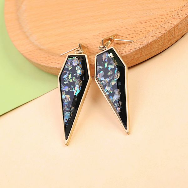 ethnic gold color triangle dangle earrings for women irregular geometric drop earrings female jewelry accessories in box, Silver
ethnic gold color triangle dangle earrings for women irregular geometric drop earrings female jewelry accessories in box, Silver