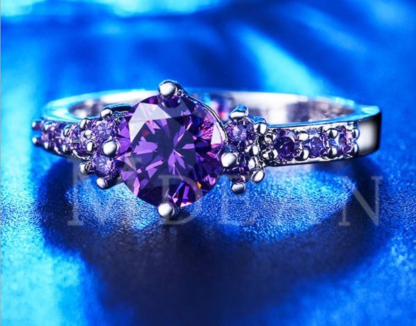 new winter inlaid heart crystal from swarovskis ring for women fashion jewelry couple rings, Slivery;golden
new winter inlaid heart crystal from swarovskis ring for women fashion jewelry couple rings, Slivery;golden