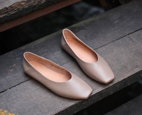 весна и осень женщины с низким каблуке среднего возраста матери одноместный обувь кожа новая весна и осень малая круглая голова комф, Black
весна и осень женщины с низким каблуке среднего возраста матери одноместный обувь кожа новая весна и осень малая круглая голова комф, Black