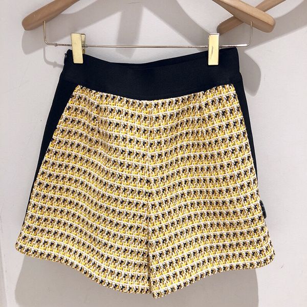 2019 spring new fashion black and plaid patchwork lady high waist sweet shorts, White;black
2019 spring new fashion black and plaid patchwork lady high waist sweet shorts, White;black