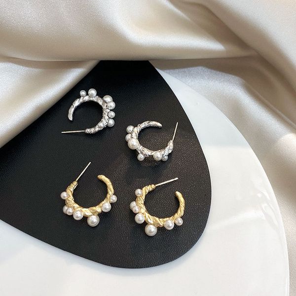 gold silver color metal c shape imitation pearl hoop earrings korea fashion vintage statement hoop earrings women party jewelry, Golden;silver
gold silver color metal c shape imitation pearl hoop earrings korea fashion vintage statement hoop earrings women party jewelry, Golden;silver