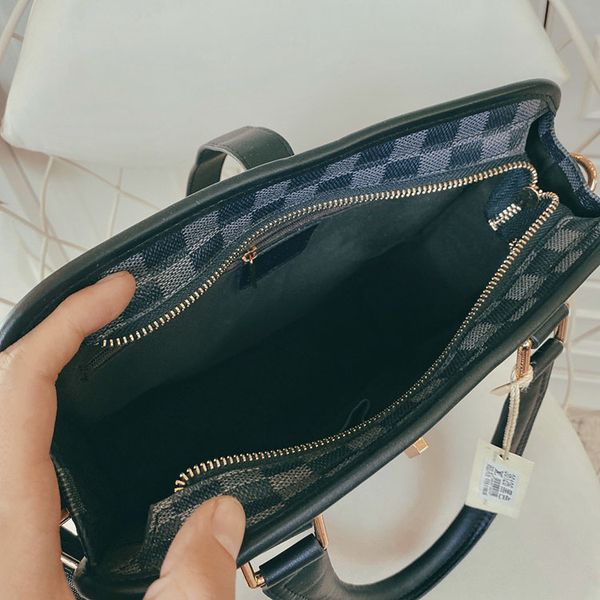 fashion brand men's shoulder bag designer tote luxury handbags shopping bag purses cross body bags luxury handbags 28*30*8 cm
fashion brand men's shoulder bag designer tote luxury handbags shopping bag purses cross body bags luxury handbags 28*30*8 cm