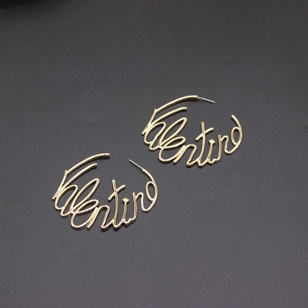 baroque wild letter stud earrings fashion personality oversize letter circle earrings plated cold wind big earrings 918, Golden
baroque wild letter stud earrings fashion personality oversize letter circle earrings plated cold wind big earrings 918, Golden