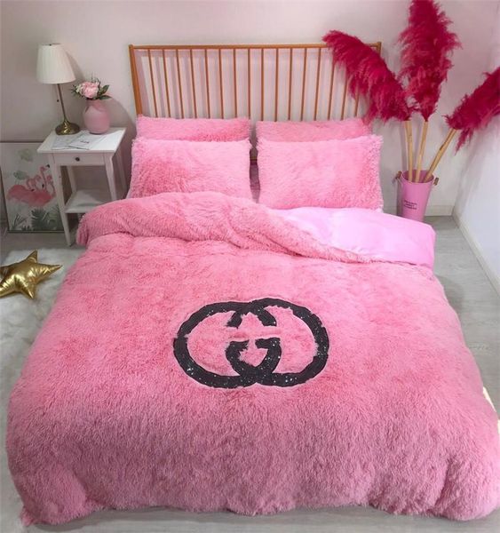 pink duvet cover girl room sequins decoration bedding sets new winter fashion simple embroidery bed cover 4 pieces suit
pink duvet cover girl room sequins decoration bedding sets new winter fashion simple embroidery bed cover 4 pieces suit