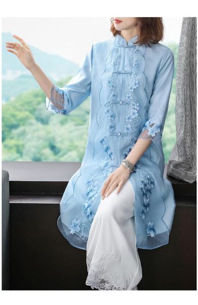 spring original design chinese style autumn long-section flower embroidered big size standard collar outerwear for women, Tan;black
spring original design chinese style autumn long-section flower embroidered big size standard collar outerwear for women, Tan;black