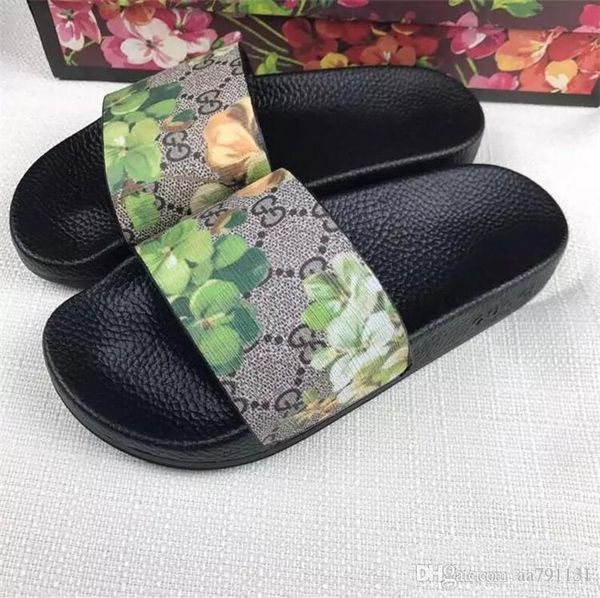 2020 fashion luxury designers men shoes black rubber web slide sandal slippers beach women casual gucci slipper shoesfe, Blue;gray
2020 fashion luxury designers men shoes black rubber web slide sandal slippers beach women casual gucci slipper shoesfe, Blue;gray