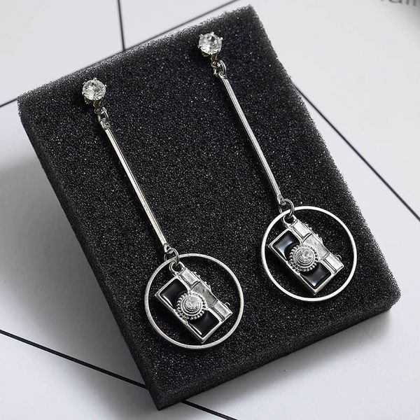 Korean Fashion Geometric Long Asymmetry Earrings For Women Rhinestone Circle Ear Stud New Acrylic Big Earrings Bijoux Brincos
Korean Fashion Geometric Long Asymmetry Earrings For Women Rhinestone Circle Ear Stud New Acrylic Big Earrings Bijoux Brincos