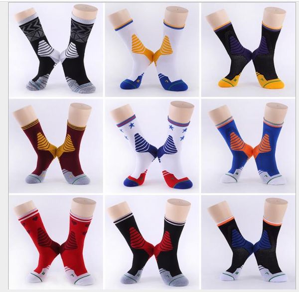 anti-friction student sports with thickened towel bottom of midbarrel elite basketball socks, Black
anti-friction student sports with thickened towel bottom of midbarrel elite basketball socks, Black
