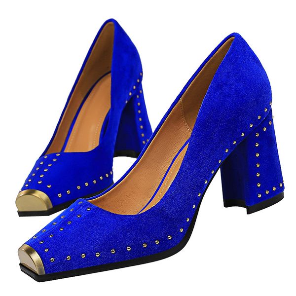 2020 women studded 7.5cm high heels lady escarpins flock chunky rivets block low heels square toe office blue yellow shoes, Black
2020 women studded 7.5cm high heels lady escarpins flock chunky rivets block low heels square toe office blue yellow shoes, Black