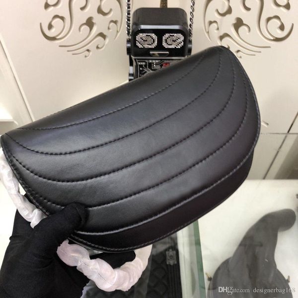 new fashion luxury designer woman handbag cross body bags shoulder genuine leather genuine leather lambskin half moon bag
new fashion luxury designer woman handbag cross body bags shoulder genuine leather genuine leather lambskin half moon bag