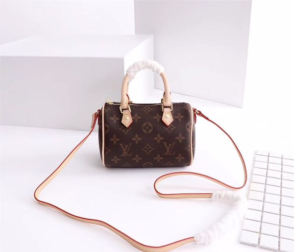2019 hot fashion men's and women's Messenger bag Messenger shoulder bag chain retro real leather M61252
2019 hot fashion men's and women's Messenger bag Messenger shoulder bag chain retro real leather M61252
