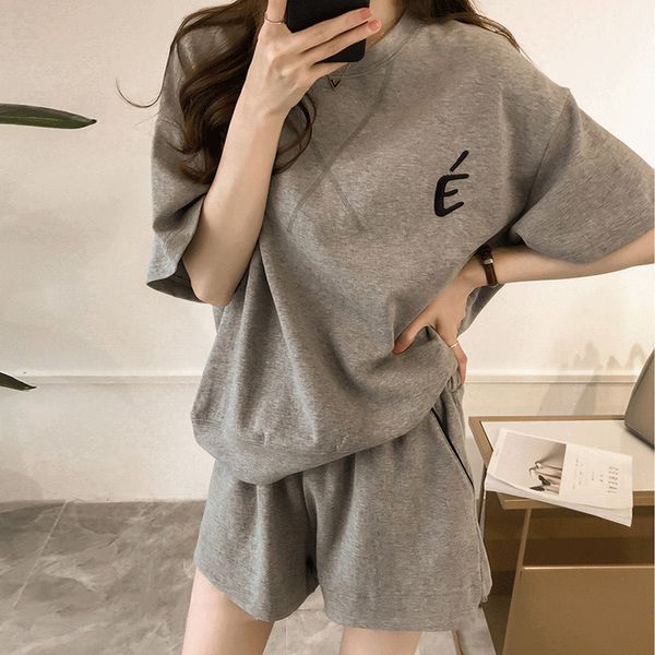 2020 summer two piece new red track women's casual short sleeve t-shirt double piece women's wide leg pants, Gray
2020 summer two piece new red track women's casual short sleeve t-shirt double piece women's wide leg pants, Gray