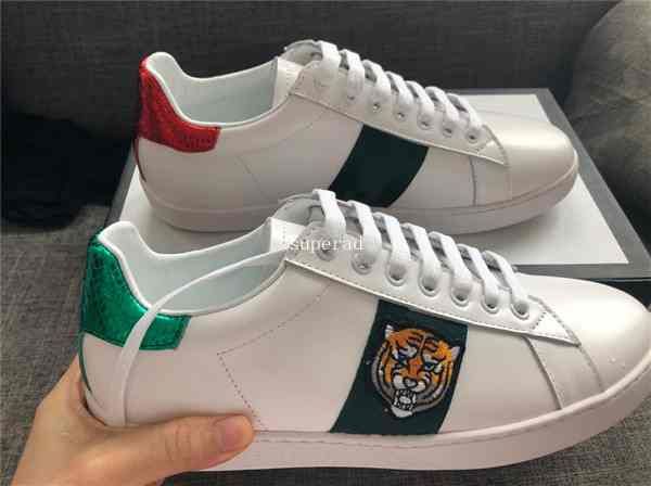 2019 luxury designer men women sneaker casual shoes low italy brand ace bee stripes shoe walking sports trainers chaussures pour hommes
2019 luxury designer men women sneaker casual shoes low italy brand ace bee stripes shoe walking sports trainers chaussures pour hommes