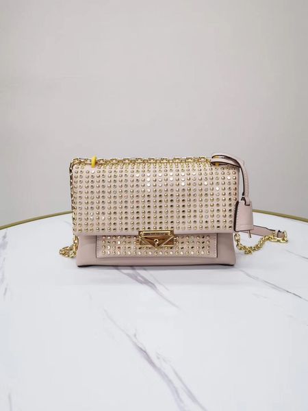 cece new ladies handbag luxury designer designer shoulder bag handbag diagonal bag multifunctional usage fashion casual style.26808-1
cece new ladies handbag luxury designer designer shoulder bag handbag diagonal bag multifunctional usage fashion casual style.26808-1