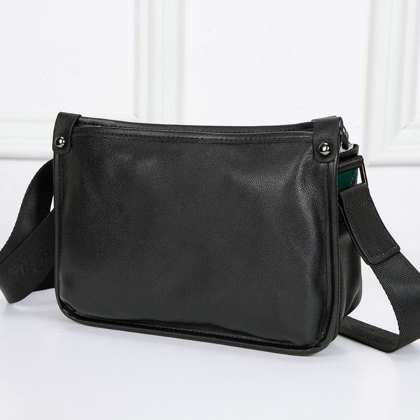 men genuine leather fashion crossbody messenger bags soft briefcases business lapsling satchel shoulder bag organizer bags
men genuine leather fashion crossbody messenger bags soft briefcases business lapsling satchel shoulder bag organizer bags