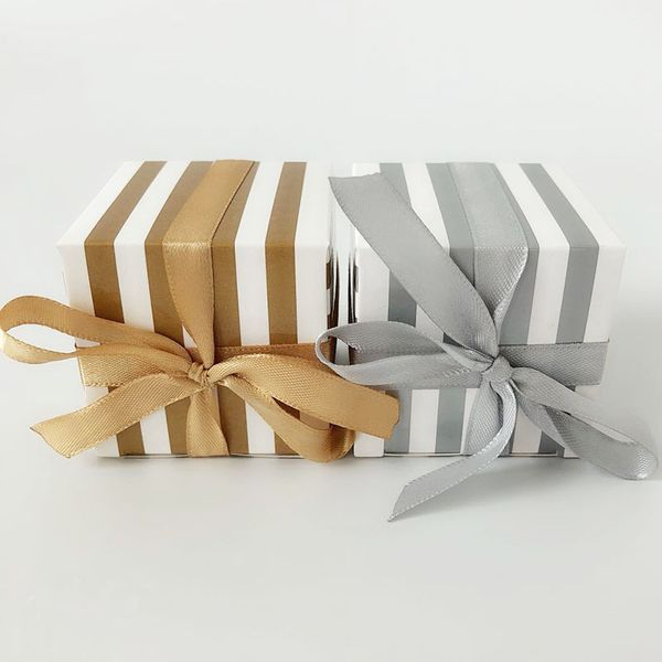 10pcs/lot striped square gift box wedding gold silver candy cookie packaging box candy boxes bag paper factory direct selling
10pcs/lot striped square gift box wedding gold silver candy cookie packaging box candy boxes bag paper factory direct selling
