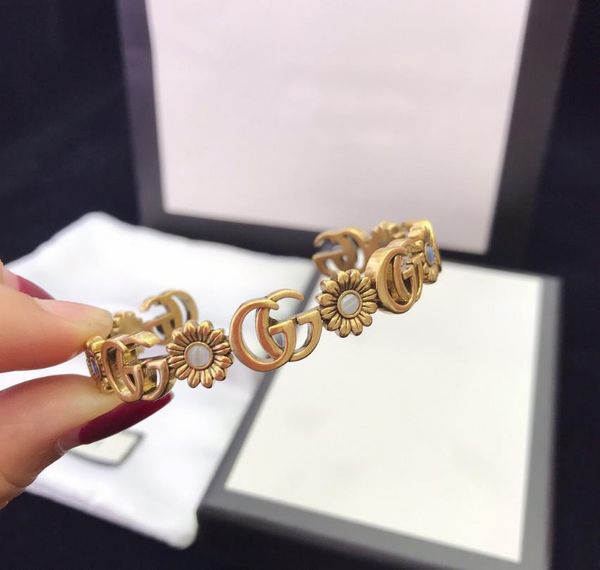 new retro opening bracelet women seiko bronze temperament letter bracelet, Golden;silver
new retro opening bracelet women seiko bronze temperament letter bracelet, Golden;silver