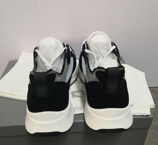 fashion designer men's running sneakers black canvas suede diagonal heel sneakers soft sole light running
fashion designer men's running sneakers black canvas suede diagonal heel sneakers soft sole light running