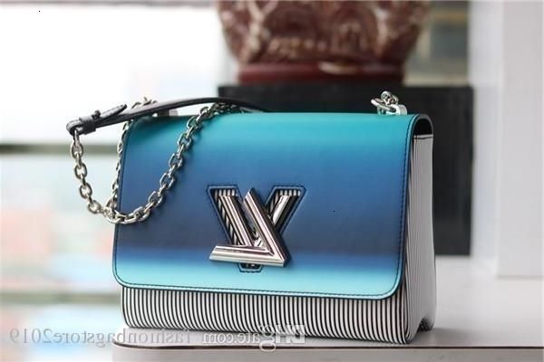 men s travel bags women bag real leather handbags leather keepall 45 shoulder bags totes 50315 size:23*18*8cm
men s travel bags women bag real leather handbags leather keepall 45 shoulder bags totes 50315 size:23*18*8cm