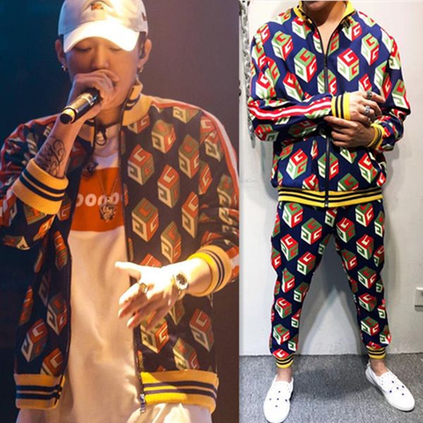 chinese hip-hop star with pg one jacket trousers and two suits of sweatershirt, Gray
chinese hip-hop star with pg one jacket trousers and two suits of sweatershirt, Gray