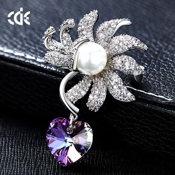 wedding party beaded pearl gift woman lady diamond jewelry brooches for bride acting initiation graduation cde-1307, Gray
wedding party beaded pearl gift woman lady diamond jewelry brooches for bride acting initiation graduation cde-1307, Gray