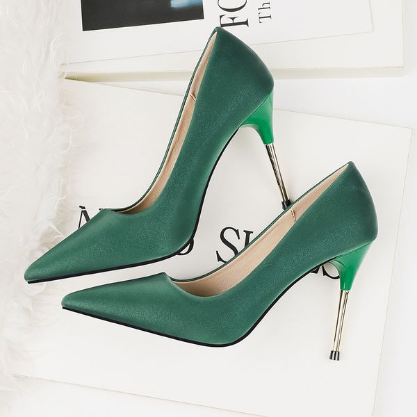 2020 metal 10cm high heels shoes woman pointed toe pumps formal party wedding scarpin lady nude green prom party shoes, Black
2020 metal 10cm high heels shoes woman pointed toe pumps formal party wedding scarpin lady nude green prom party shoes, Black