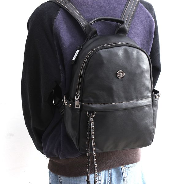 leather backpack women's new head leather women's travel backpack fashion soft schoolbag
leather backpack women's new head leather women's travel backpack fashion soft schoolbag