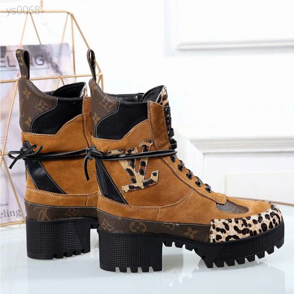 2020 new martin boots women's autumn winter models british style thick bottom short muffin motorcycle boots cotton shoes plus velvet, Black
2020 new martin boots women's autumn winter models british style thick bottom short muffin motorcycle boots cotton shoes plus velvet, Black
