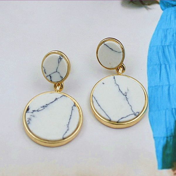 10 pairs trendy gold plated layer round white howlite stone stud earrings for women abalone shell jewelry, Golden;silver
10 pairs trendy gold plated layer round white howlite stone stud earrings for women abalone shell jewelry, Golden;silver