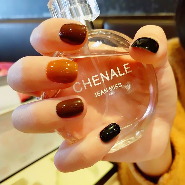 al-12 new nail piece finished artificial nail patch black caramel brown jump pure color wear wholesale, Red;gold
al-12 new nail piece finished artificial nail patch black caramel brown jump pure color wear wholesale, Red;gold