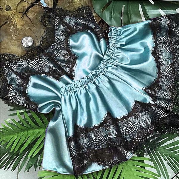 new 2019 women stain lace v neck sleepwear nightwear satin crop shorts 2pcs set babydoll lingerie sexy, Blue;gray
new 2019 women stain lace v neck sleepwear nightwear satin crop shorts 2pcs set babydoll lingerie sexy, Blue;gray