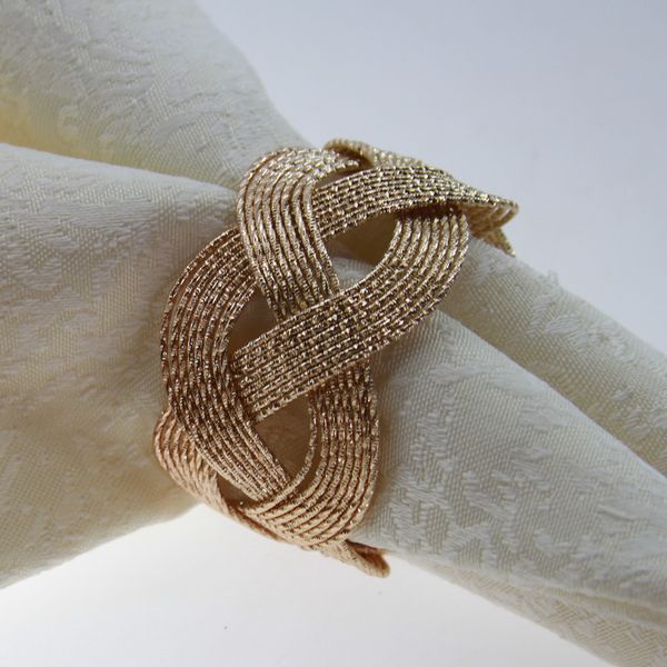 napkin rings gold/silver metal napkin ring wedding l napkin holder table decoration
napkin rings gold/silver metal napkin ring wedding l napkin holder table decoration