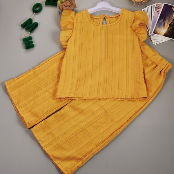2pcs/set summer baby girls casual flare sleeve t-shirt +cropped trousers suits costume set, White
2pcs/set summer baby girls casual flare sleeve t-shirt +cropped trousers suits costume set, White