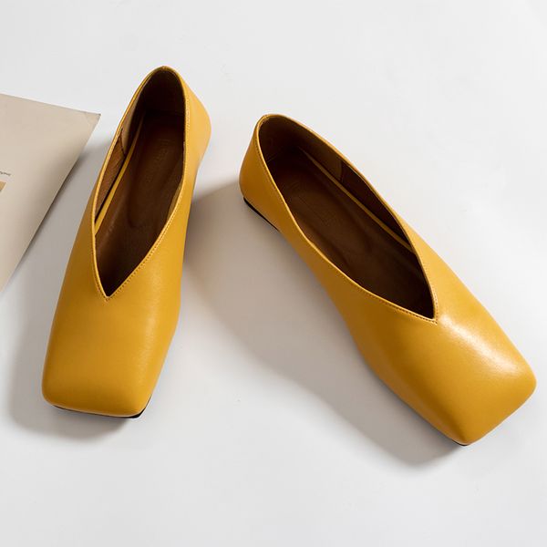 new large size women shoes flat shoes women v mouth square head simple ladie black flats casual yellow flat loafers
new large size women shoes flat shoes women v mouth square head simple ladie black flats casual yellow flat loafers
