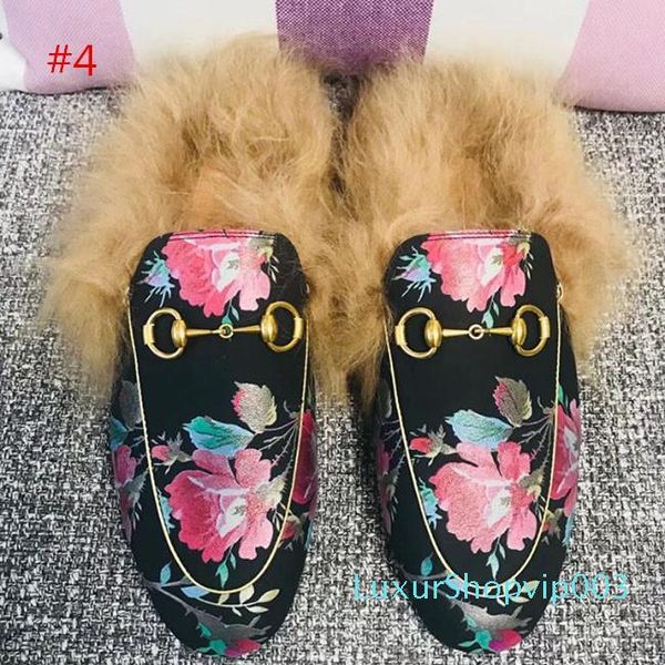 2019 women fur slippers mules flats suede mule shoes designer fashion genuine leather loafers shoes metal chain ladies casual, Black
2019 women fur slippers mules flats suede mule shoes designer fashion genuine leather loafers shoes metal chain ladies casual, Black