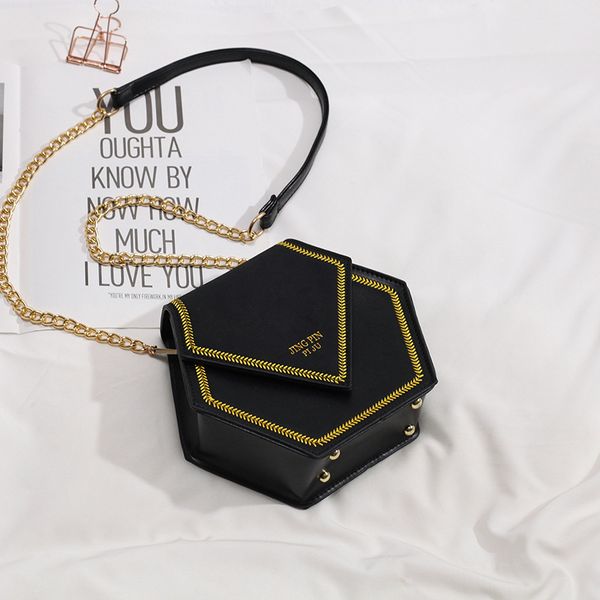 jiulin 2019 new style rok edition with hexagon fashion nubuck small package many of the chain of single shoulder slope packet
jiulin 2019 new style rok edition with hexagon fashion nubuck small package many of the chain of single shoulder slope packet