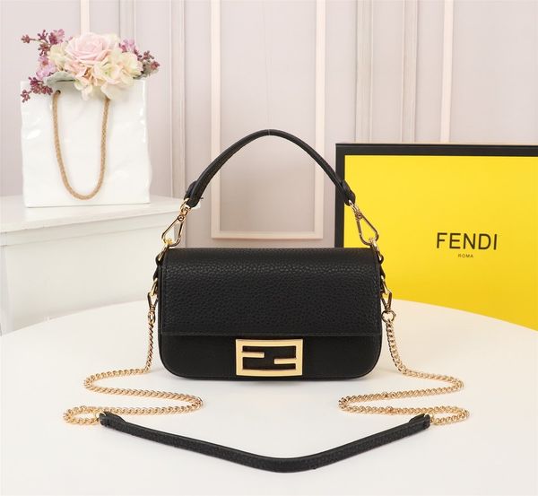 classic mini chain shoulder litchi pattern bag for women real leather canvas totes crossbody bags for ladies 4 colors size:20x5x11 cm
classic mini chain shoulder litchi pattern bag for women real leather canvas totes crossbody bags for ladies 4 colors size:20x5x11 cm