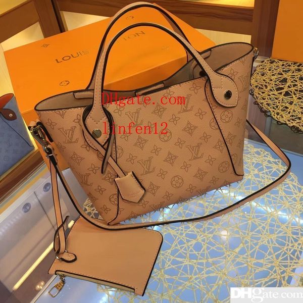 2019 new women designer handbag genuine leather fashion removable zip pocket inside, Black
2019 new women designer handbag genuine leather fashion removable zip pocket inside, Black