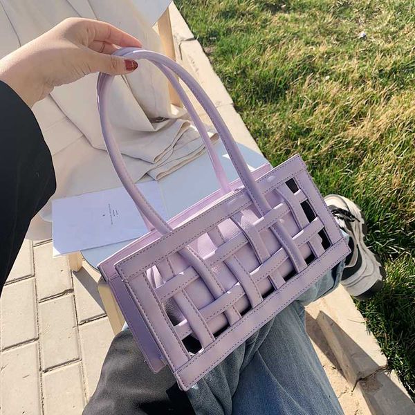new original design fashion hollow handbag elegant vintage macaron armpit bag shoulder bag width 27cm height 14cm thickness 7cm
new original design fashion hollow handbag elegant vintage macaron armpit bag shoulder bag width 27cm height 14cm thickness 7cm