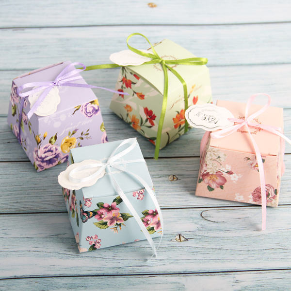 20pcs/lot exquisite spring comes candy box gift box wedding family dinner beautiful flower candy party supplies
20pcs/lot exquisite spring comes candy box gift box wedding family dinner beautiful flower candy party supplies