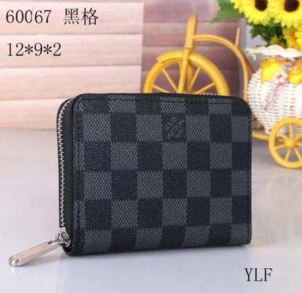 v6 2020 european and american fashion short wallets cow leather money clip thin purses credit card holder 
v6 2020 european and american fashion short wallets cow leather money clip thin purses credit card holder