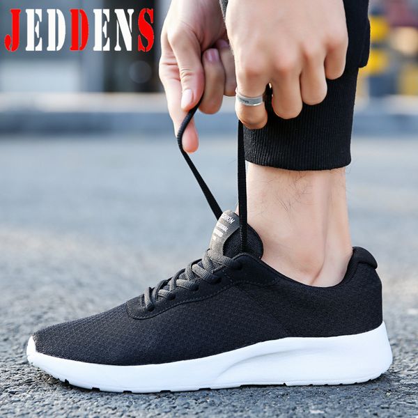 low sport shoes men light sneakers man big size white sports shoes couple flat shoe weaving men's running shoe q27
low sport shoes men light sneakers man big size white sports shoes couple flat shoe weaving men's running shoe q27