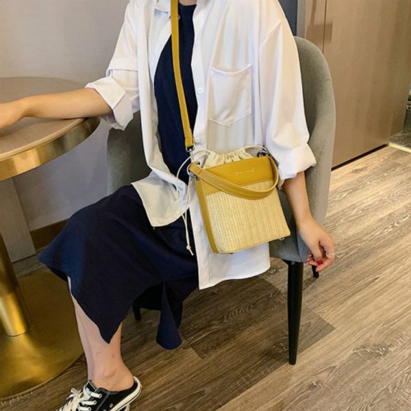 designer handbags messenger woven bag 2020 new fashion portable luxury bucket bag tide designer shoulder straw bag lq
designer handbags messenger woven bag 2020 new fashion portable luxury bucket bag tide designer shoulder straw bag lq